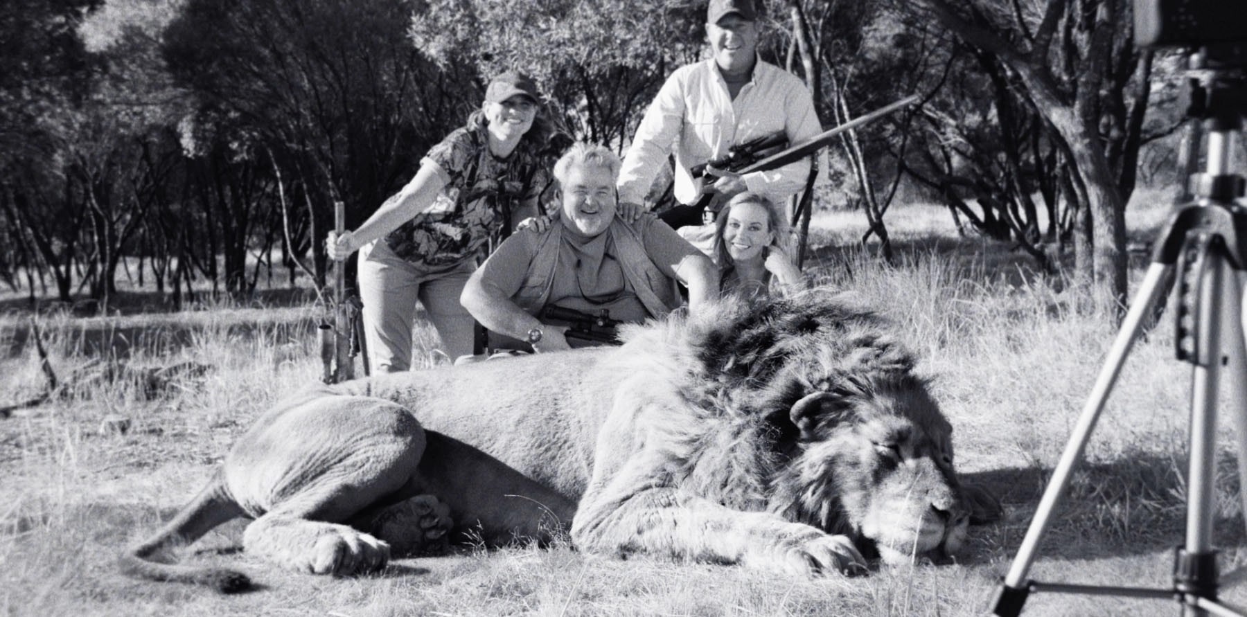 Photo depicting trophy hunting